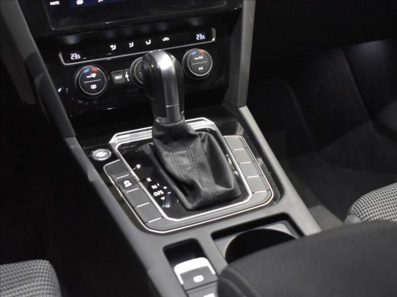 Volkswagen Arteon - hlavní fotka