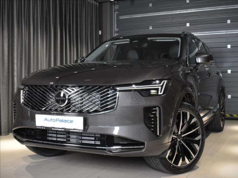 Volvo XC90 - hlavní foto