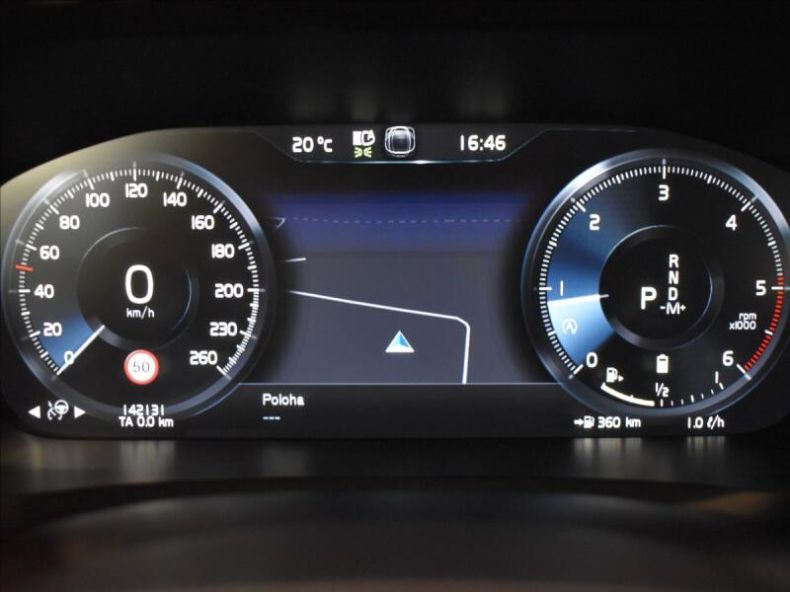 Volvo XC90 - hlavní fotka