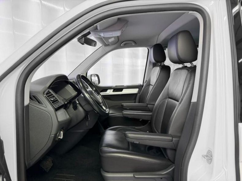 Volkswagen Caravelle - hlavní fotka