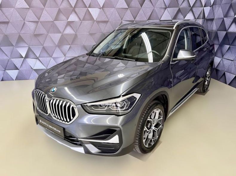 BMW X1 - hlavní foto