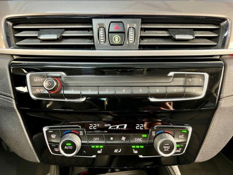 BMW X1 - hlavní fotka