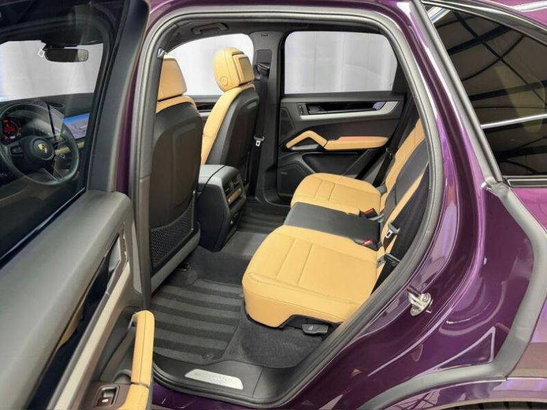 Porsche Cayenne - hlavní fotka