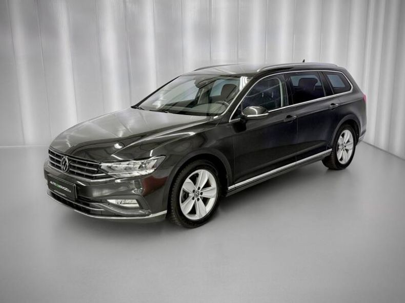 Volkswagen Passat - hlavní foto