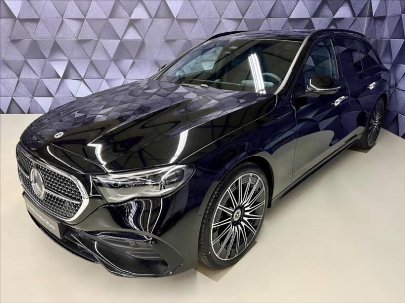 Mercedes Třída E - hlavní fotka