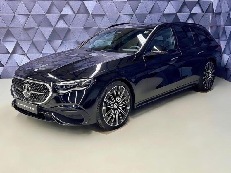 Mercedes Třída E - hlavní foto