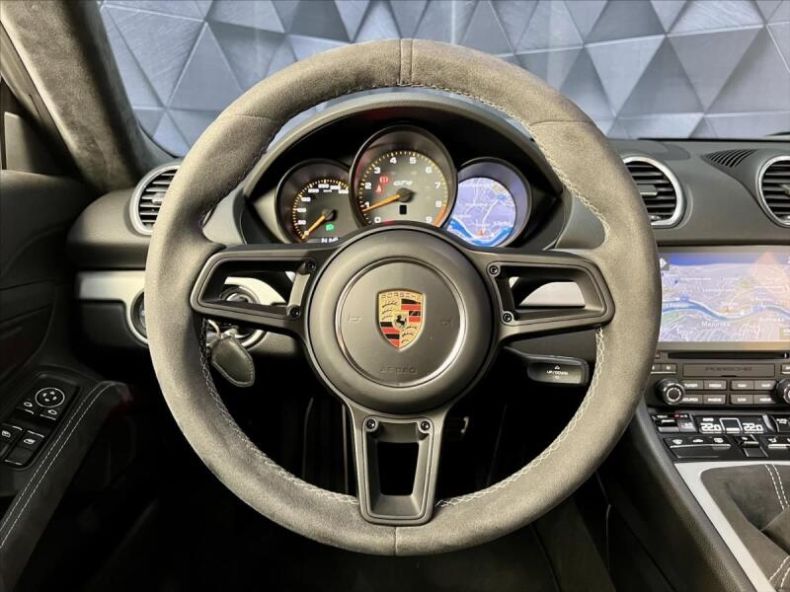 Porsche Cayman - hlavní fotka
