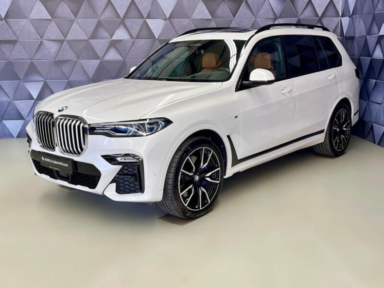 BMW X7 - hlavní foto