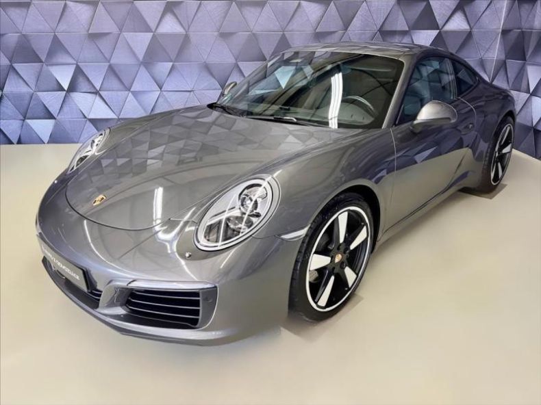 Porsche 911 - hlavní foto