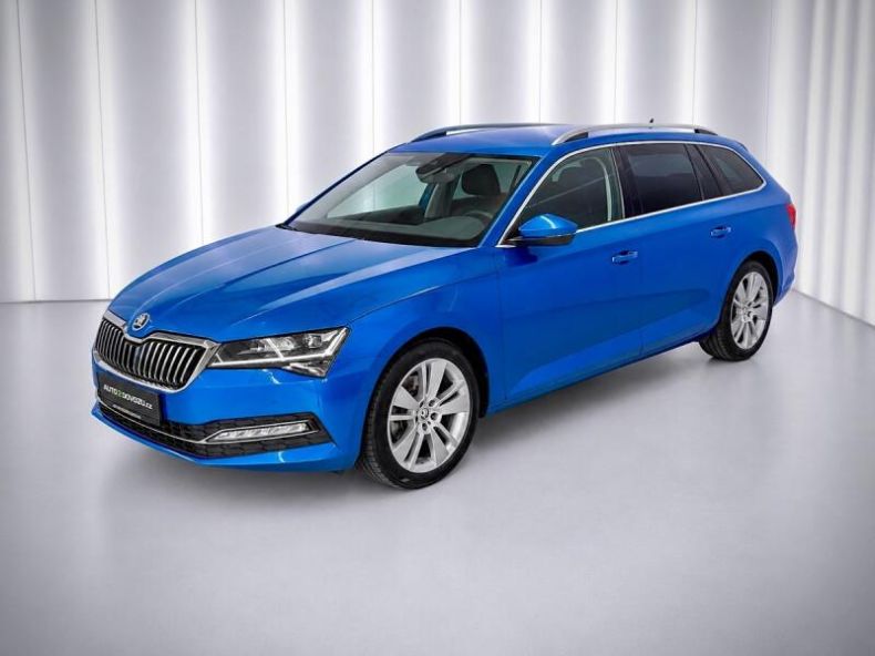 Škoda Superb - hlavní foto