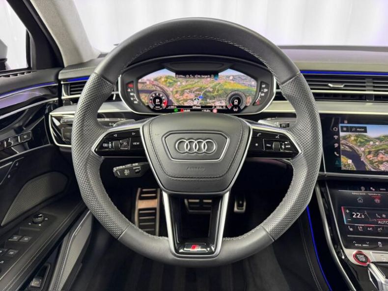 Audi S8 - hlavní fotka
