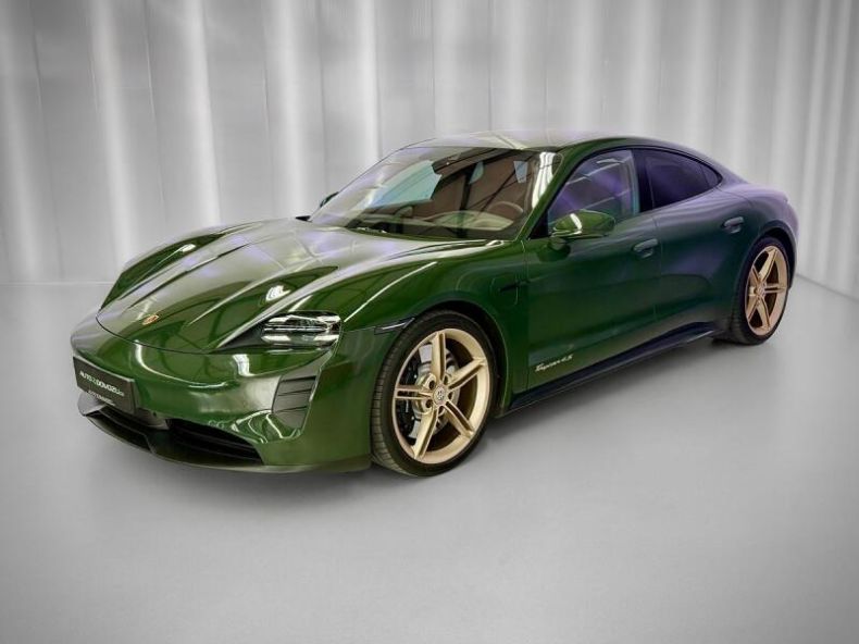 Porsche Taycan - hlavní foto