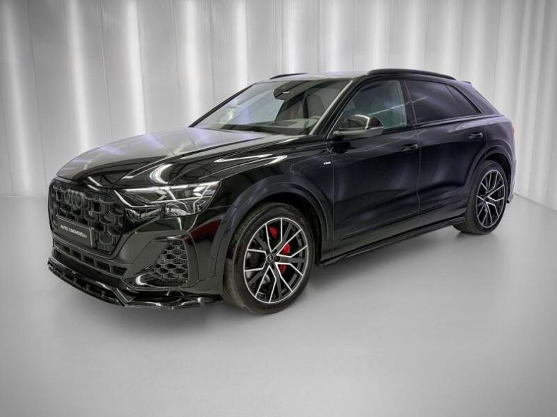 Audi Q8 - hlavní foto
