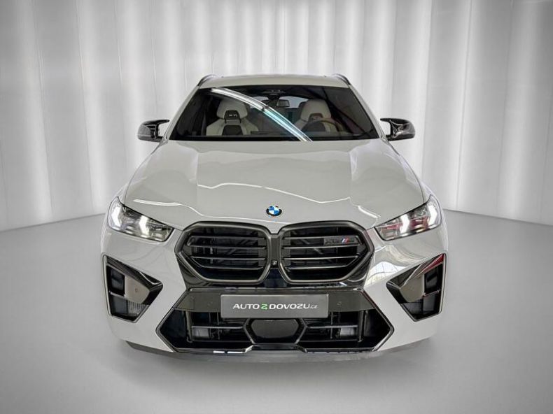 BMW X6 - hlavní fotka