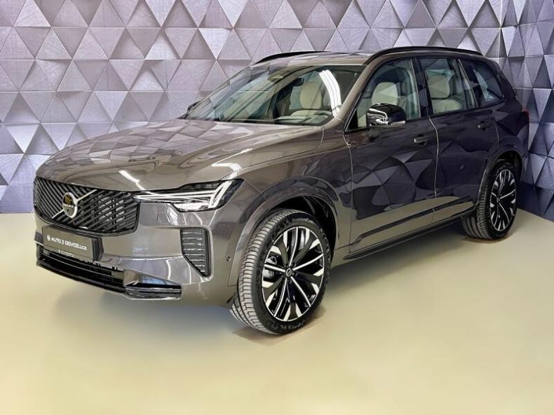 Volvo XC90 - hlavní foto