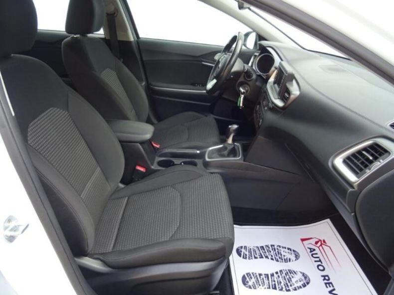 Kia Cee'd - hlavní fotka