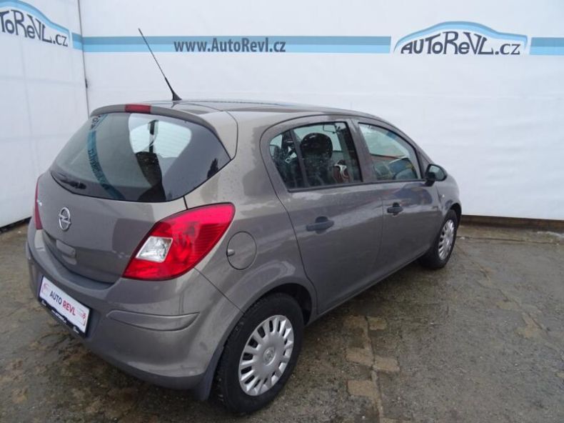 Opel Corsa - hlavní fotka