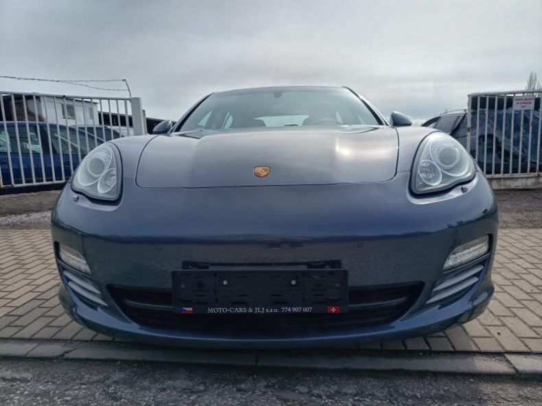 Porsche Panamera - hlavní fotka