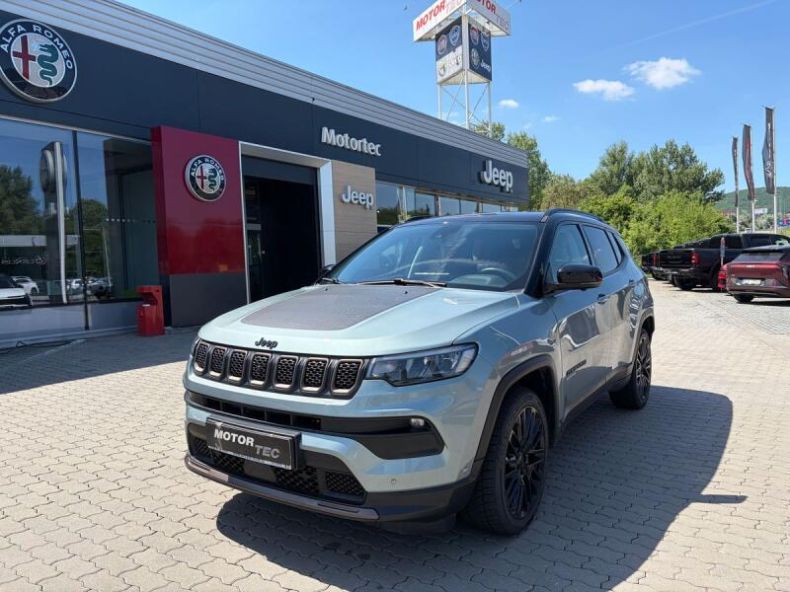 Jeep Compass - hlavní foto