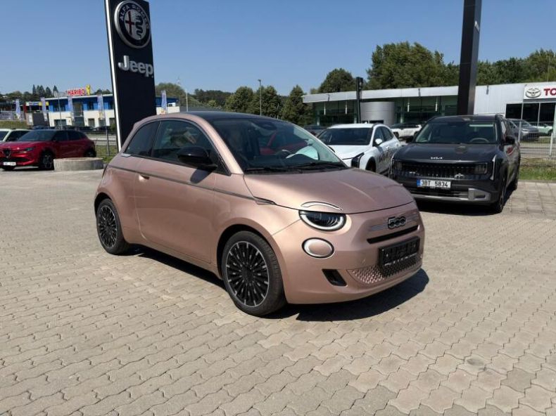 Fiat 500 - hlavní foto