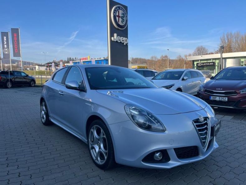 Alfa Romeo Giulietta - hlavní fotka