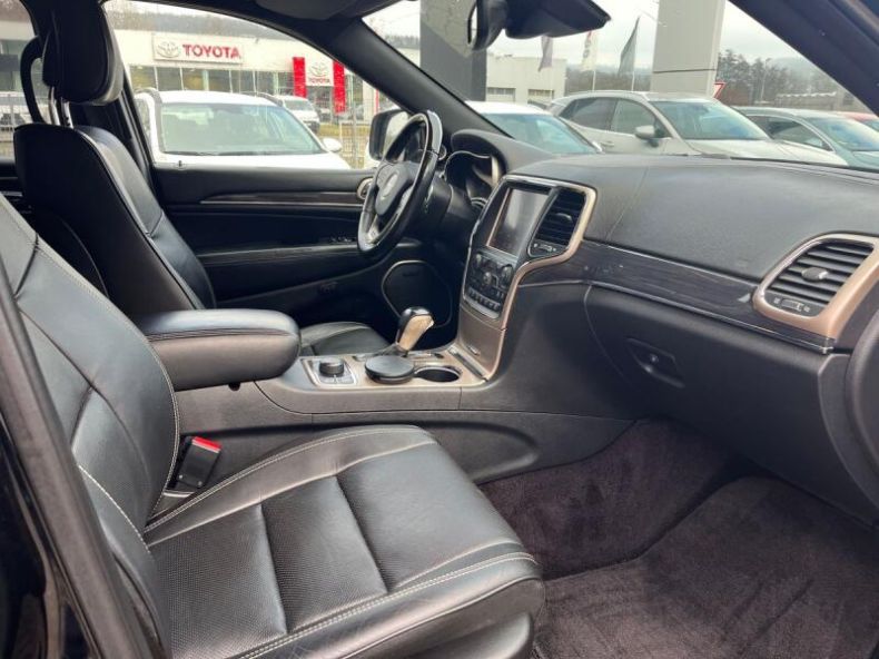 Jeep Grand Cherokee - hlavní fotka