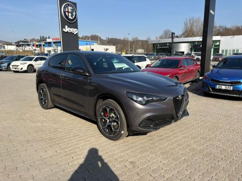 Alfa Romeo Stelvio - hlavní fotka inzerátu