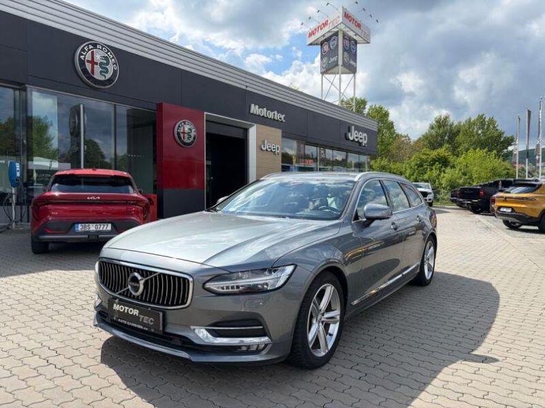 Volvo V90 - hlavní foto