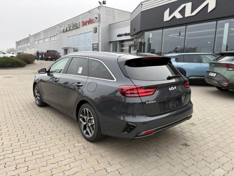 Kia Cee'd - hlavní fotka