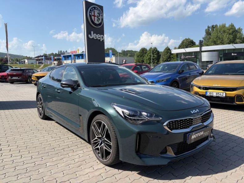 Kia Stinger - hlavní fotka