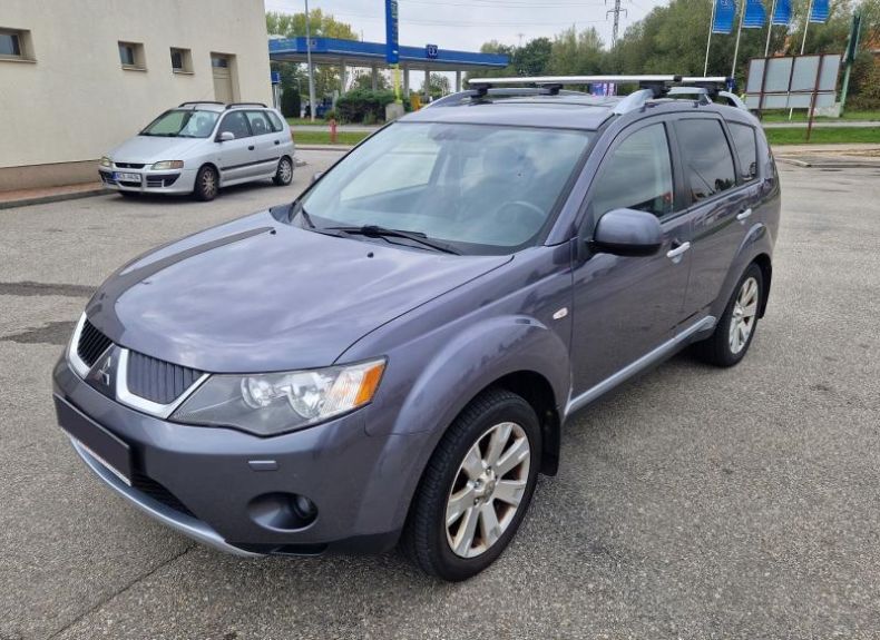 Mitsubishi Outlander - hlavní fotka inzerátu