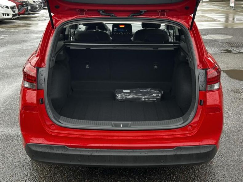 Hyundai i30 - hlavní fotka