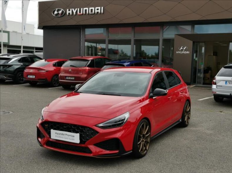 Hyundai i30 - hlavní foto