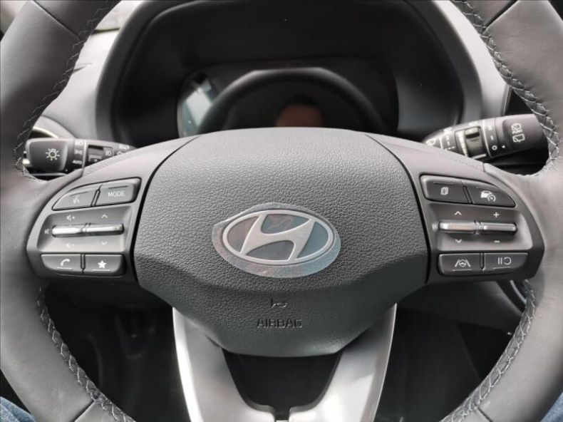 Hyundai i30 - hlavní fotka