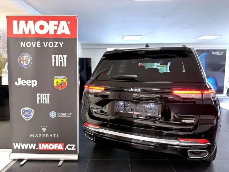 Jeep Grand Cherokee - hlavní fotka