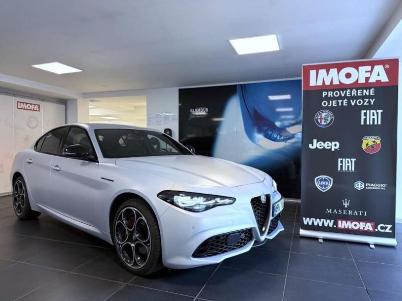 Alfa Romeo Giulia - hlavní foto