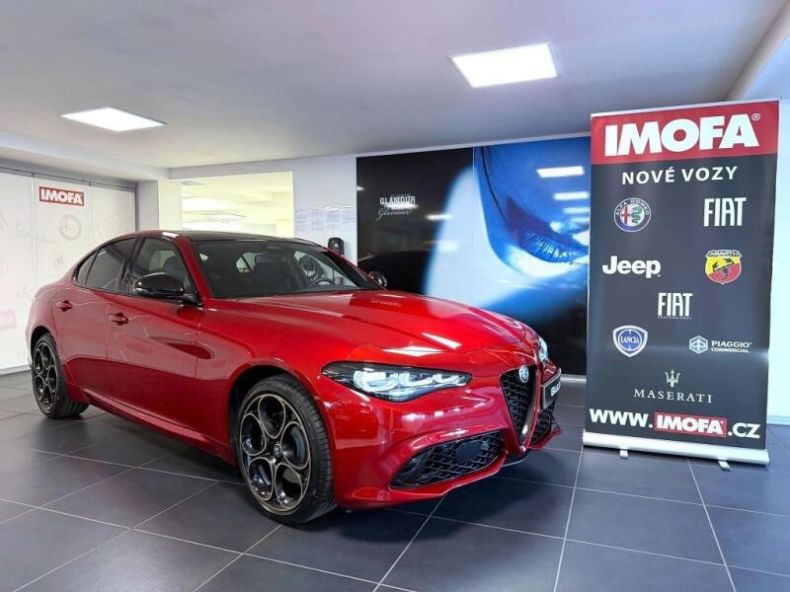 Alfa Romeo Giulia - hlavní foto