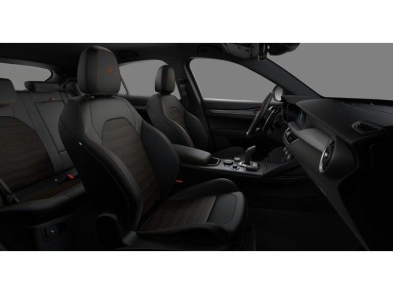 Alfa Romeo Stelvio - hlavní fotka