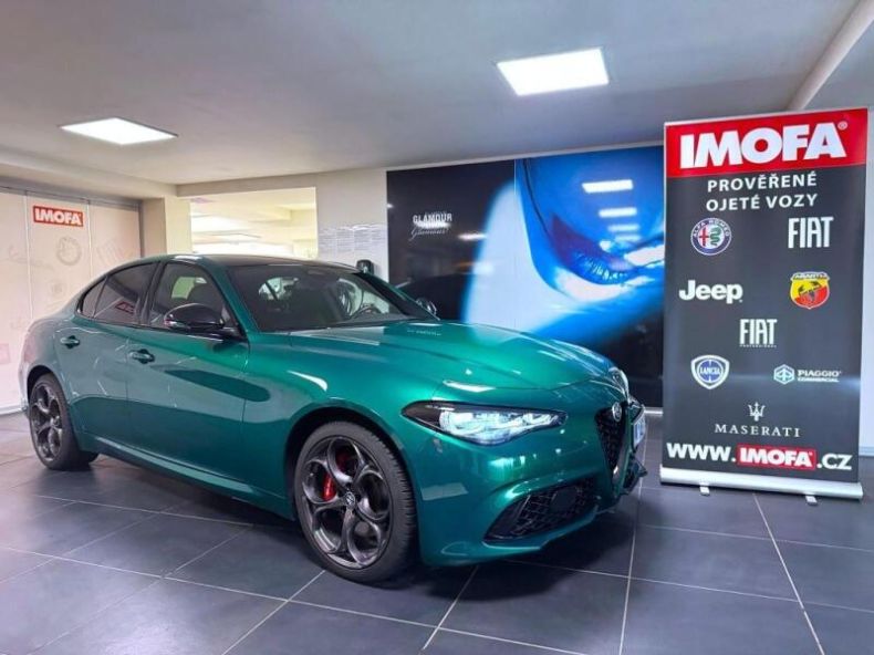 Alfa Romeo Giulia - hlavní foto