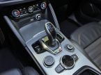 Alfa Romeo Stelvio - fotka číslo 17