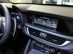 Alfa Romeo Stelvio - fotka číslo 11