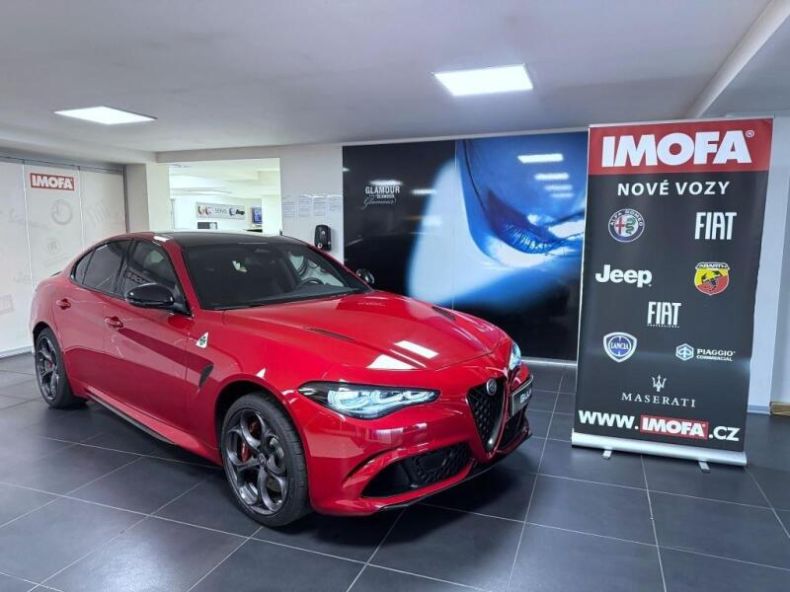 Alfa Romeo Giulia - hlavní foto