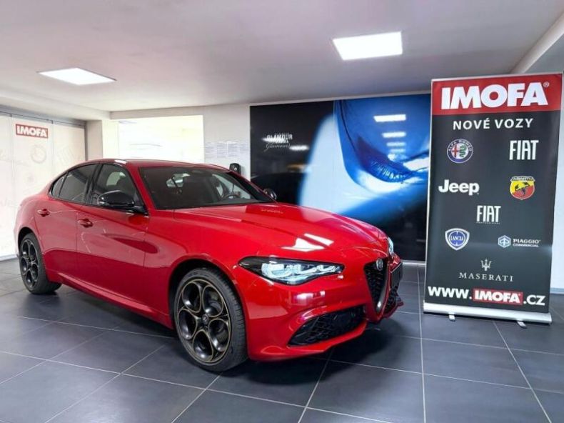 Alfa Romeo Giulia - hlavní foto