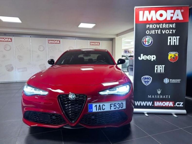 Alfa Romeo Giulia - hlavní fotka
