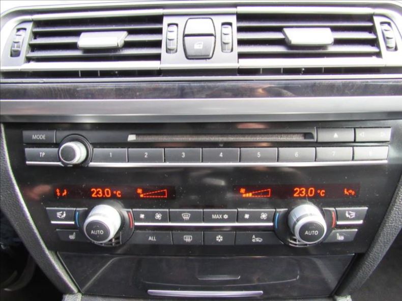 BMW Řada 7 - hlavní fotka