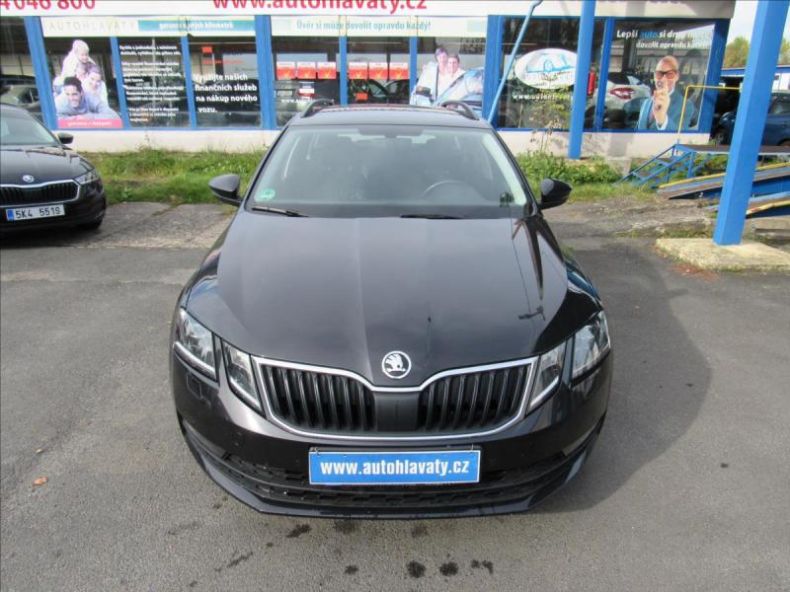 Škoda Octavia - hlavní fotka