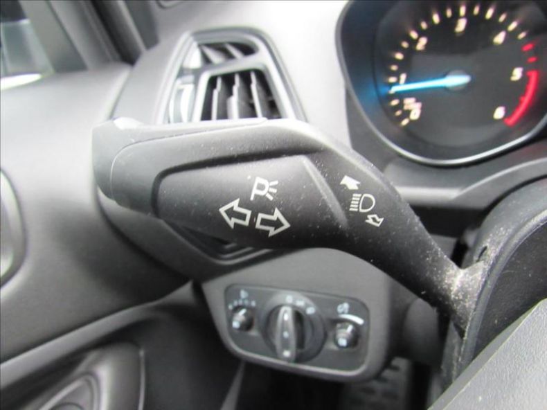 Ford Kuga - hlavní fotka