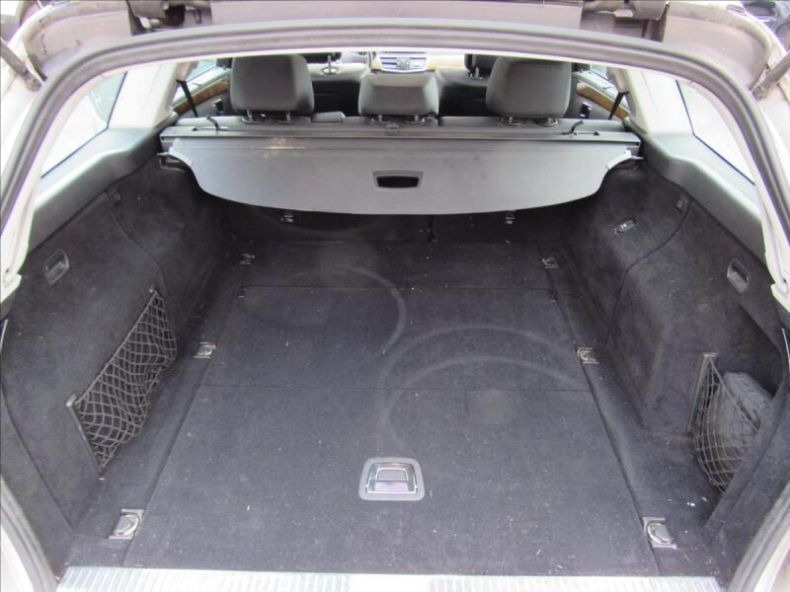 Mercedes Třída E - hlavní fotka