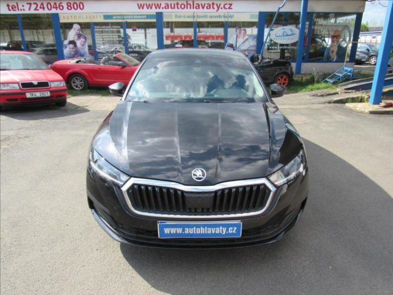 Škoda Octavia - hlavní fotka