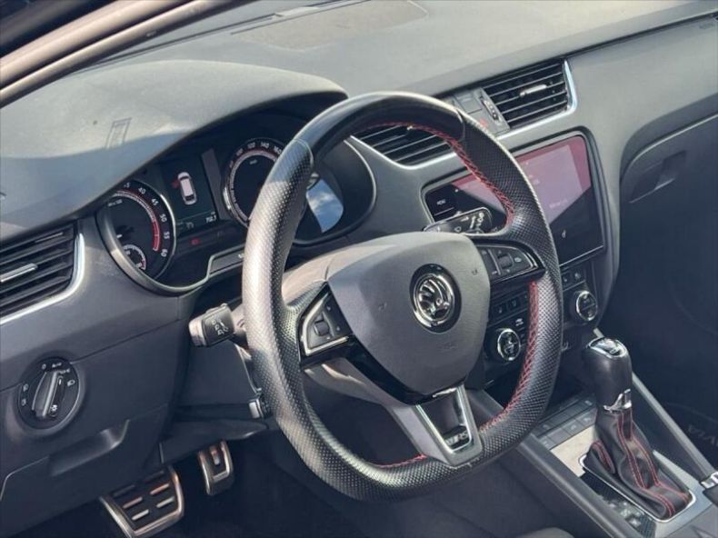 Škoda Octavia - hlavní fotka